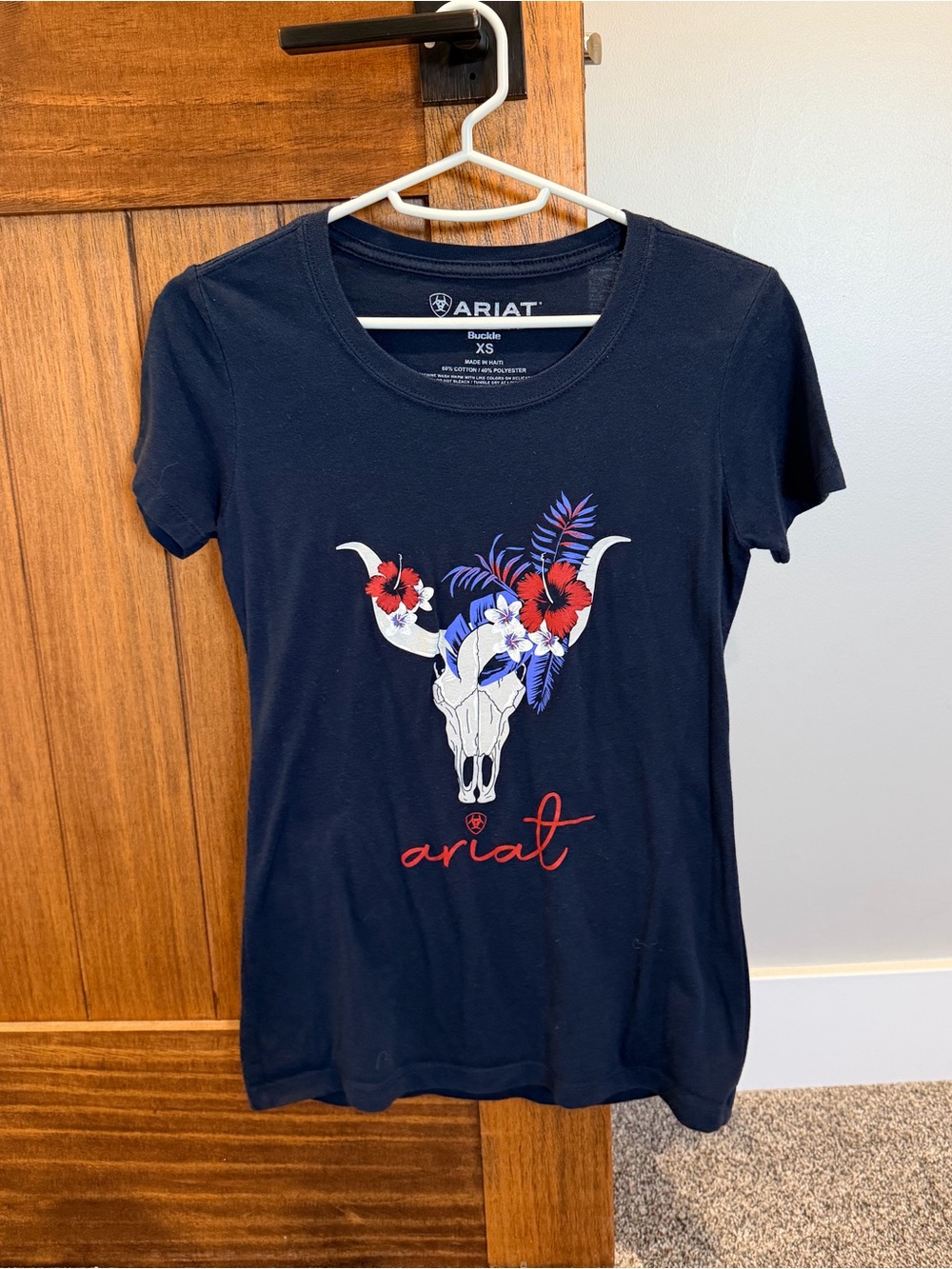 Ariat Women's Navy Floral Skull Graphic Tee Size XS